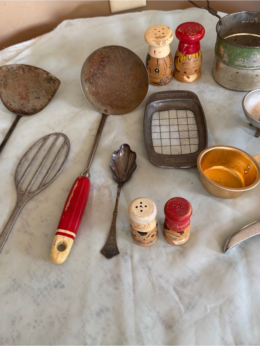 Vintage Kitchen Tools & Gadgets Lot 2
